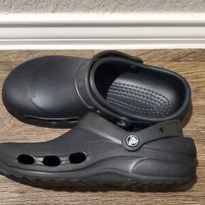 EUC Women's Crocs